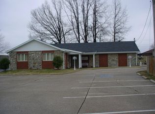 1501 E 26th St, Owensboro, KY 42303