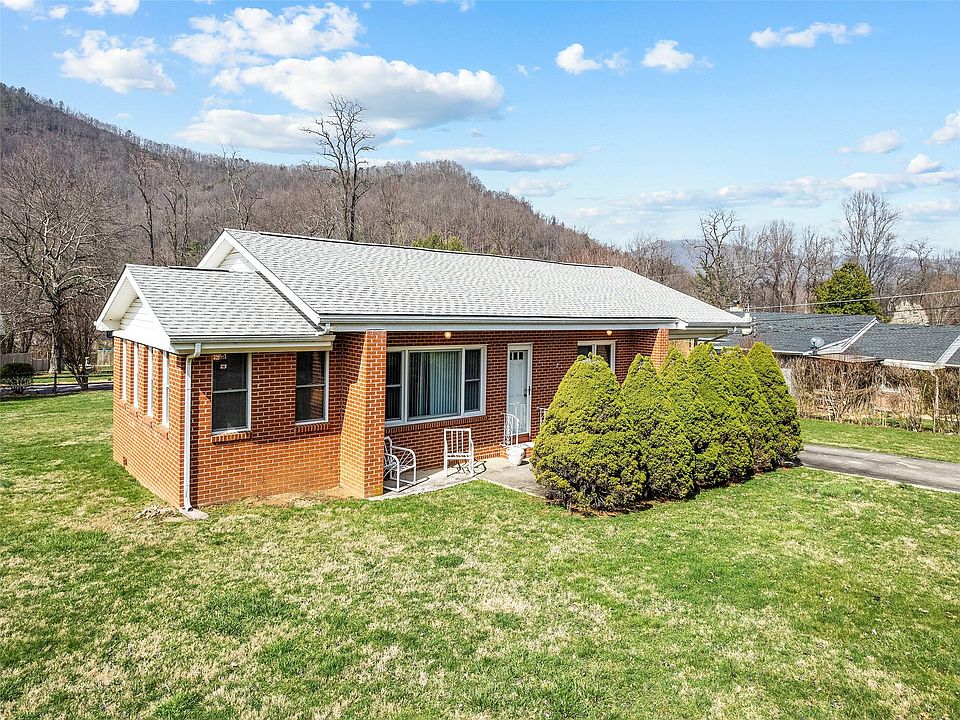 34 Leisure Ln, Waynesville, NC 28786 Zillow