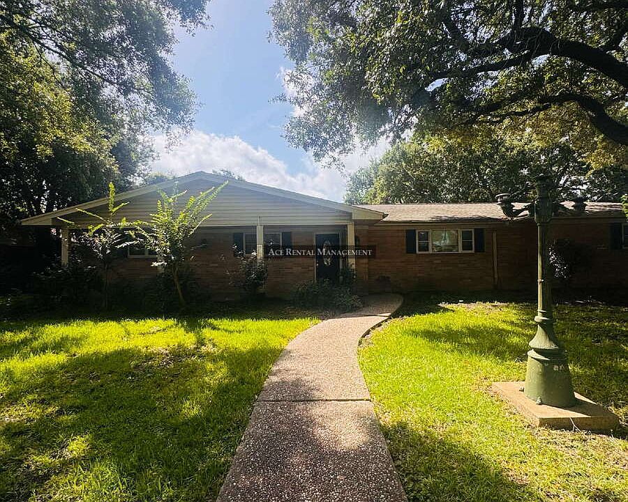 1st image of 2645 Grand Blvd