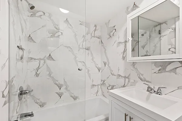 Rented by Compass | media 12