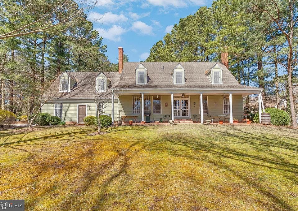 1st image of 18358 Hartman Dr
