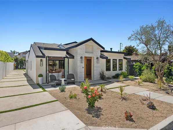 281 Santo Tomas Ave, Costa Mesa, CA 92627