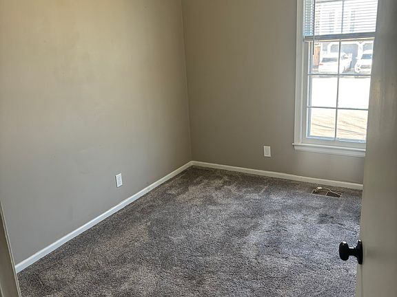 5th image of 11580 Caenen St