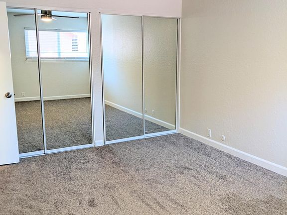 4th image of 2807 Harbor Blvd