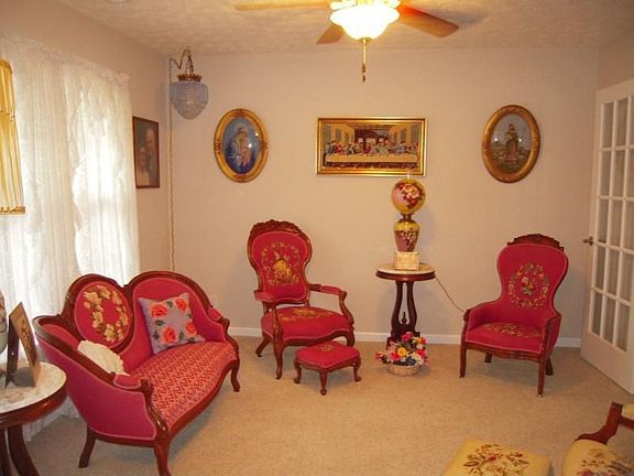 2nd image of 3825 Rushgrove Dr