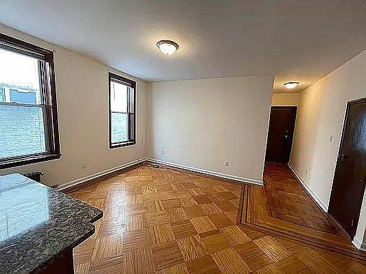 4th image of 2348 28th St #1