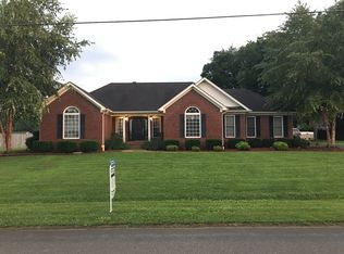 247 Crossplain Way, Bowling Green, KY 42104