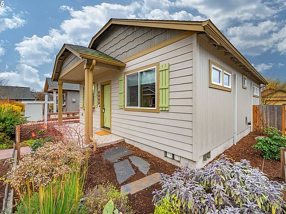 2nd image of 3023 Hummingbird Ln