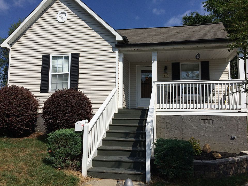 1st image of 415 E Emerald Ave