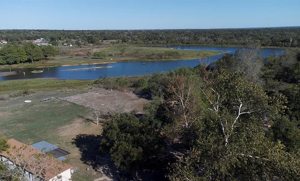 339 Lake View Dr, Cedar Creek, TX 78612 | MLS #1863882 | Zillow