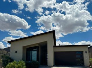 835 E Hopi Trl, Phoenix, AZ 85042