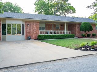 322 N Mayfair Way, Ada, OK 74820
