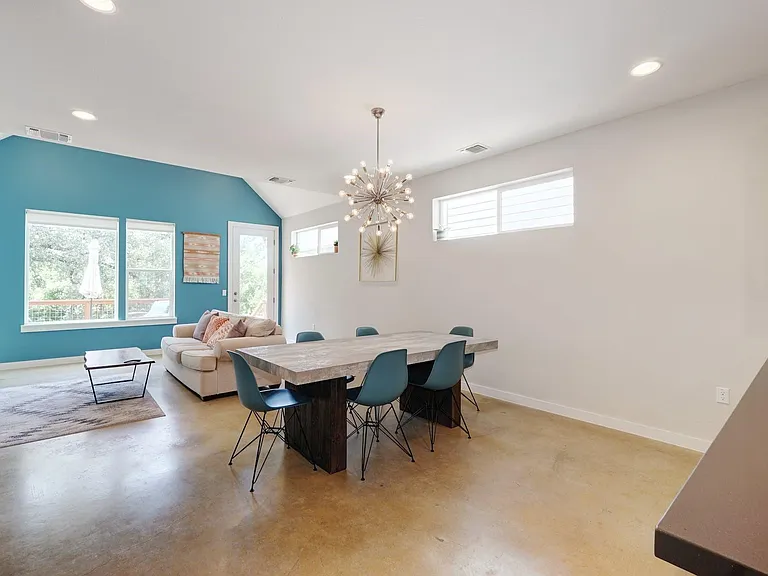 3108 Aldwyche Dr — Photo 4