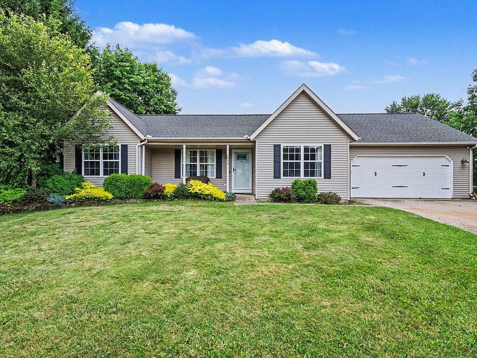 1st image of 4914 Pepper Bush Ln