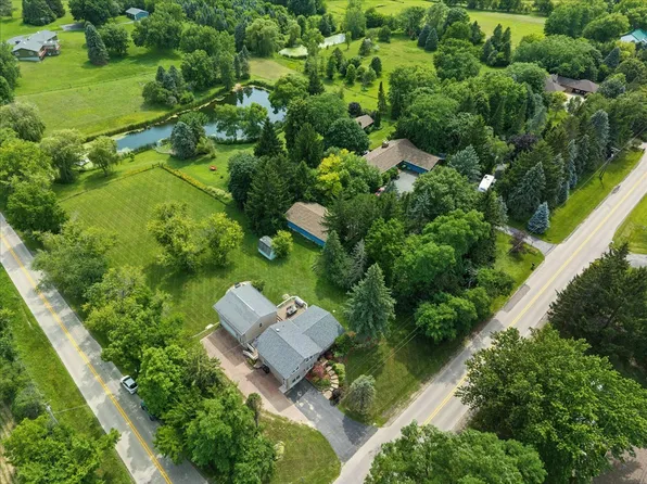14101 Perkins Rd, Woodstock, IL 60098