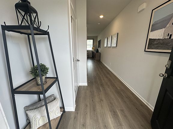 5th image of 5012 Hunters Village Dr