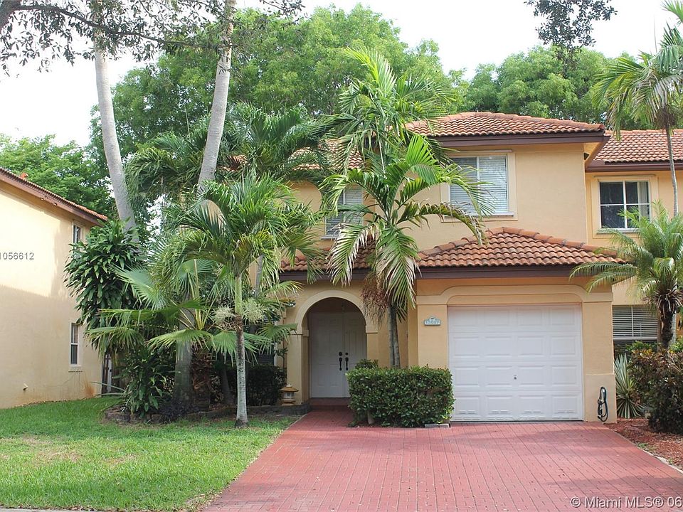 1st image of 13997 N Forest Oak Cir