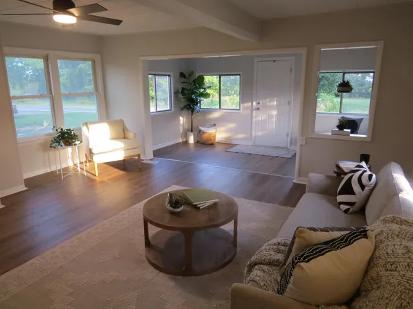 190 W Federal St, Sedalia, OH 43151