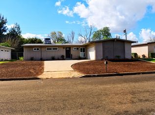 385 W Rosewood St, Rialto, CA 92376