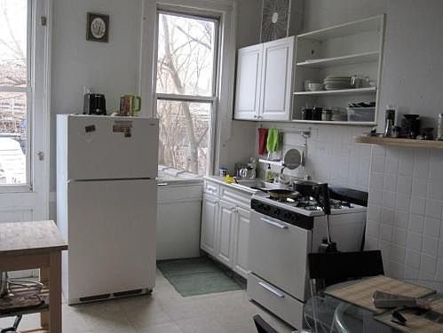 2nd image of 1146 Myrtle Ave