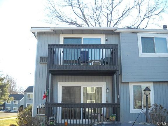 3rd image of 7 Ameridge Dr