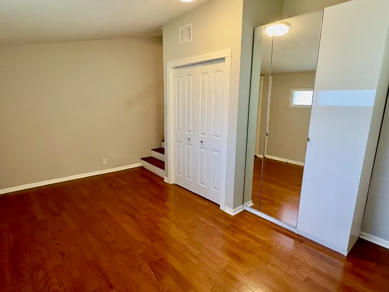 102 Paul St — Photo 9