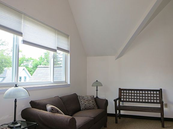 5th image of 324 Dryden Rd Unit 3