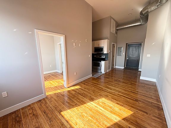 3rd image of 1515 S 17th St #211