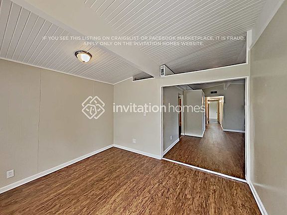 4th image of 2705 Los Amigos Dr