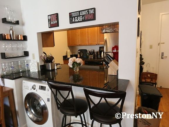 4th image of 229 E 13th St APT 5A