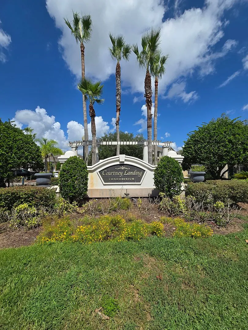 Spacious 2 Bedroom 2 Bath Condo In Courtney Landing — Photo 4