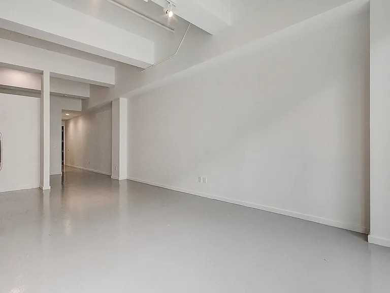 Packard Lofts — Photo 44