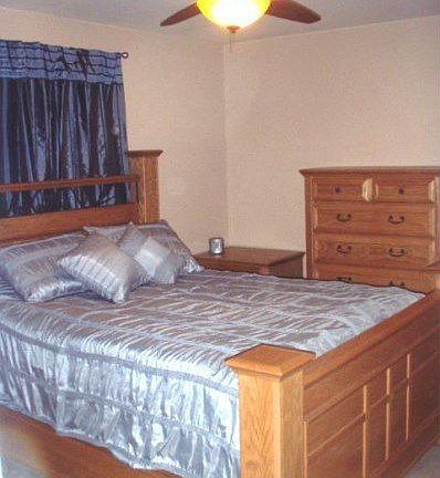 5th image of 743 Peace Haven Dr