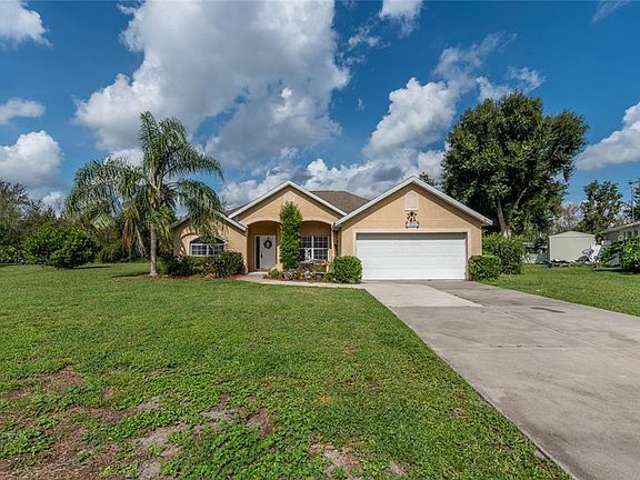 2nd image of 35425 Willow Cir