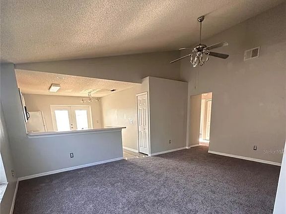 3rd image of 846 Belvoir Dr