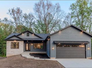 3258 Flat Creek Ct, Middleville, MI 49333