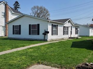 550 S 9th St, Noblesville, IN 46060