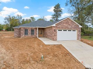 500 Therese Ct, Mount Pleasant, TX 75455