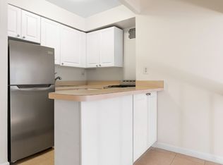 220 E 22nd St APT GLC, New York, NY 10010