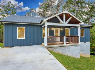 7118 Flagstone Dr, Ooltewah, TN 37363