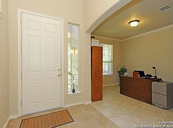 3rd image of 6830 Willow Oak Dr