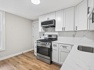 2218 Irving Ave N, Minneapolis, MN 55411