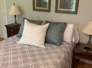 1240 Smoke Hill Ln, Hoschton, GA 30548