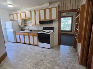 190 Washington St, Oregon, WI 53575