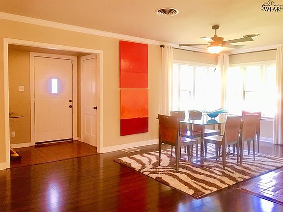 4th image of 4507 Lake Park Dr