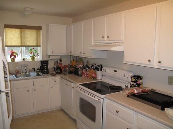 4th image of 883 Weirs Blvd Unit 47