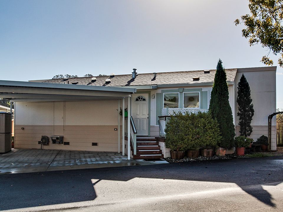 1st image of 3180 Birchwood Ln #4
