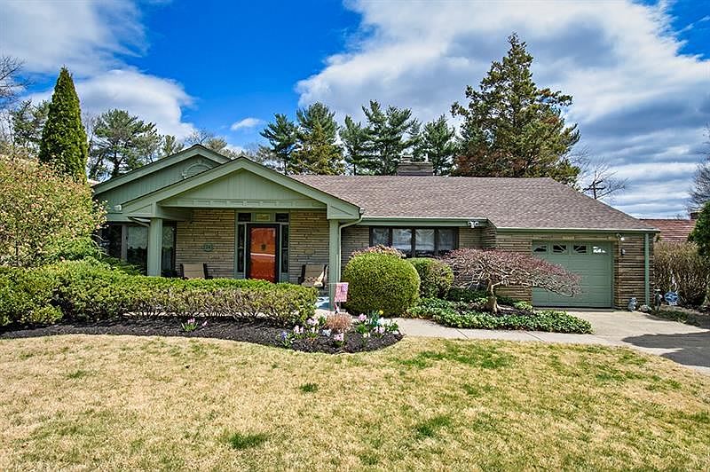 1st image of 1243 Pinewood Dr