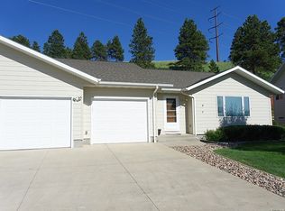 334 Cottage Hill Ln, Spearfish, SD 57783