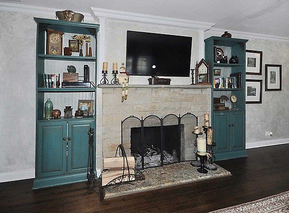 4th image of 218 Charlotte Pl